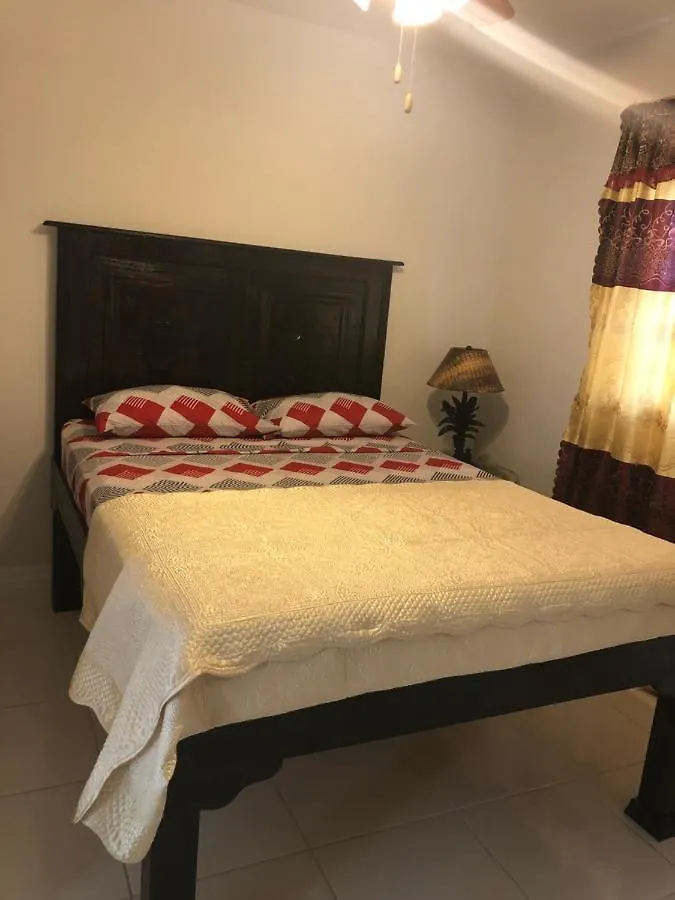 Courage Apartment Nassau